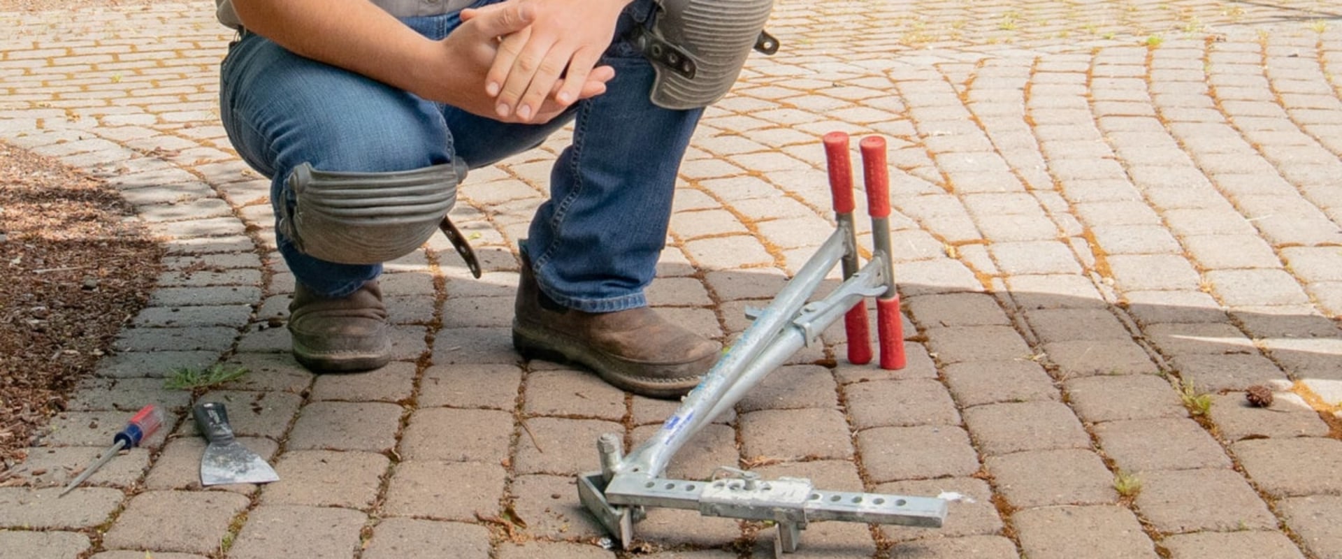 How to Replace a Broken Paver: A Comprehensive Guide